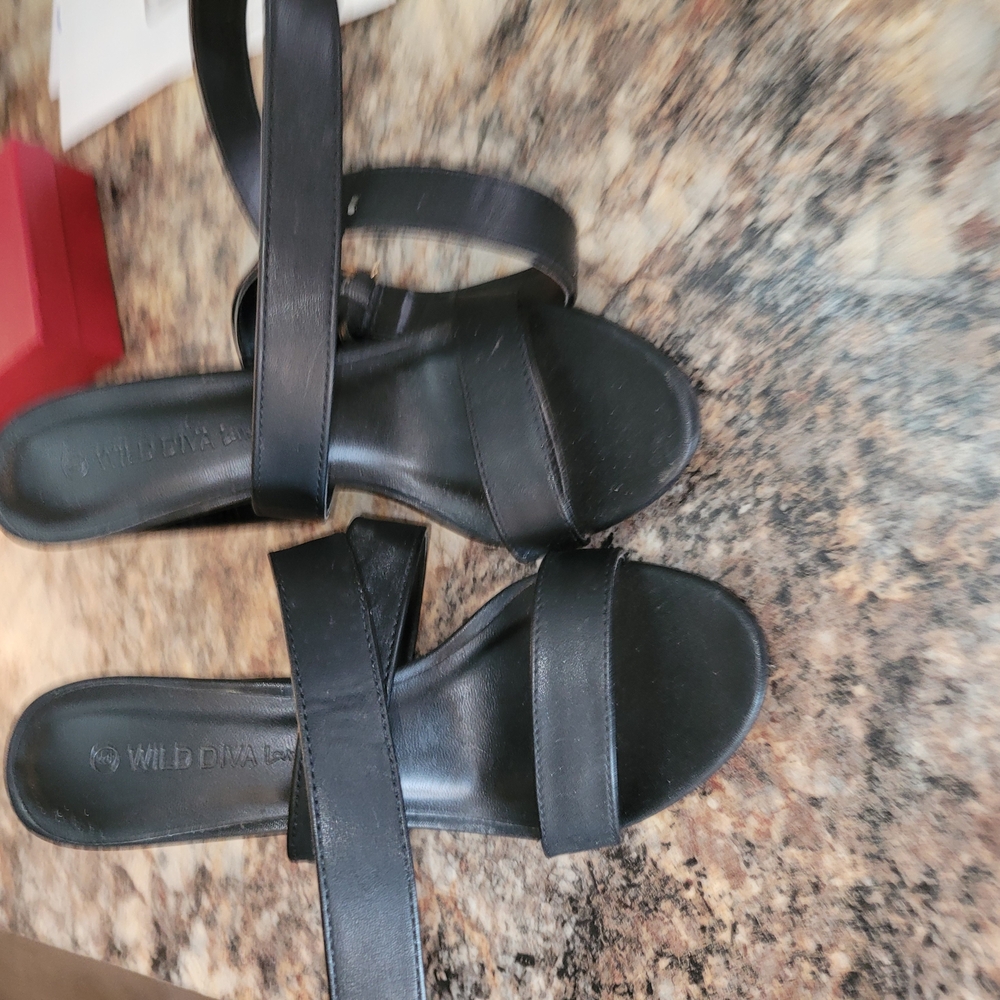 Wild Diva Black Women's Sandals